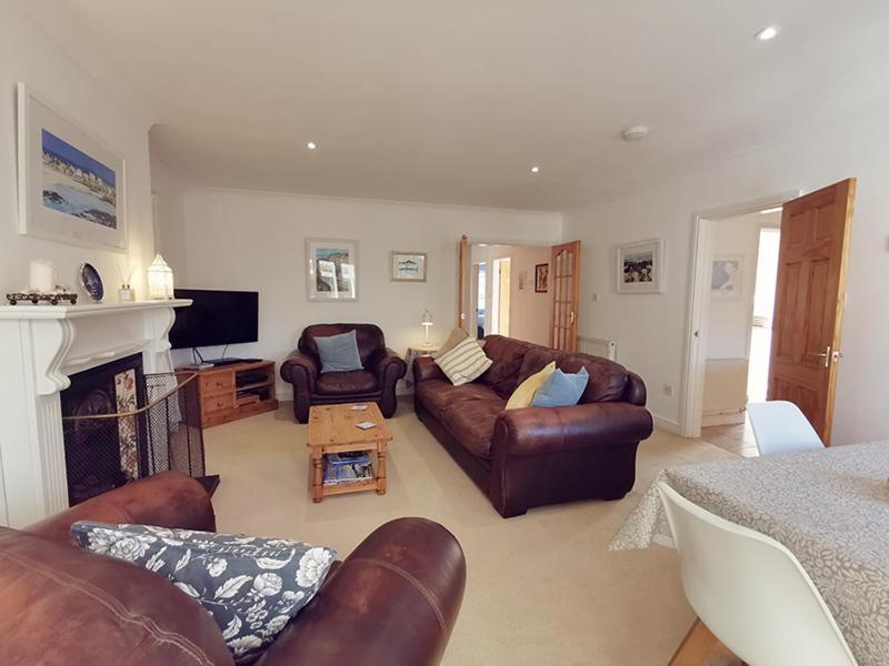 Cynefin- 3 Bed, 2 Bath-1 X En-Suite, Detcahed Bunglaow- Pet Friendly トレアルジル エクステリア 写真